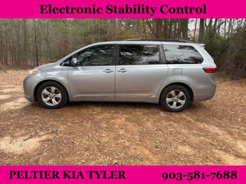 2015 Toyota Sienna