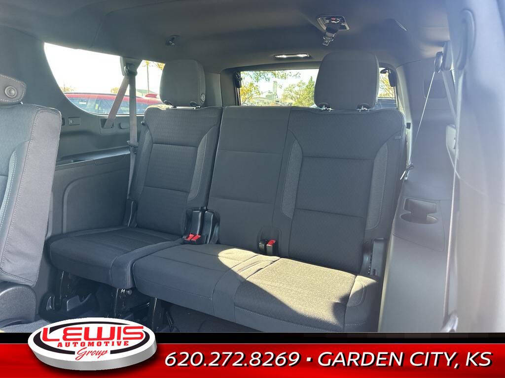 2025 Chevrolet Suburban for sale at Lewis Chevrolet of Garden City in Garden City, KS