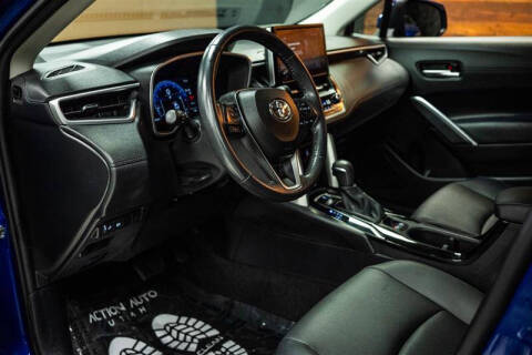 2023 Toyota Corolla Cross XLE