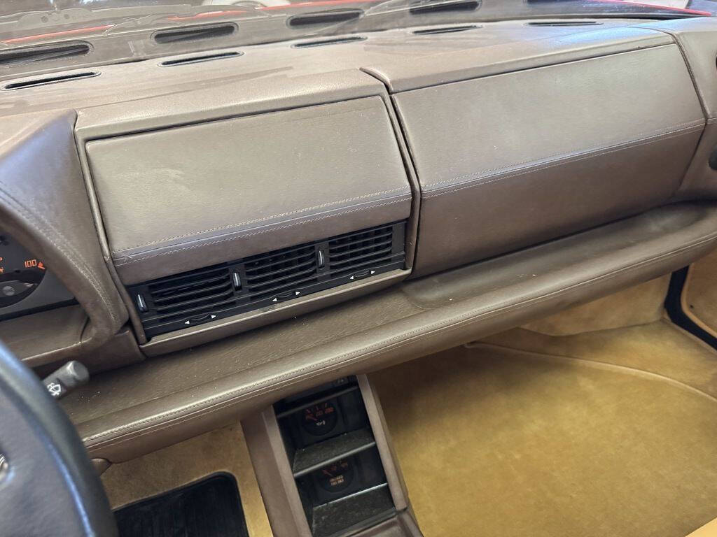1988 Ferrari Testarossa 21