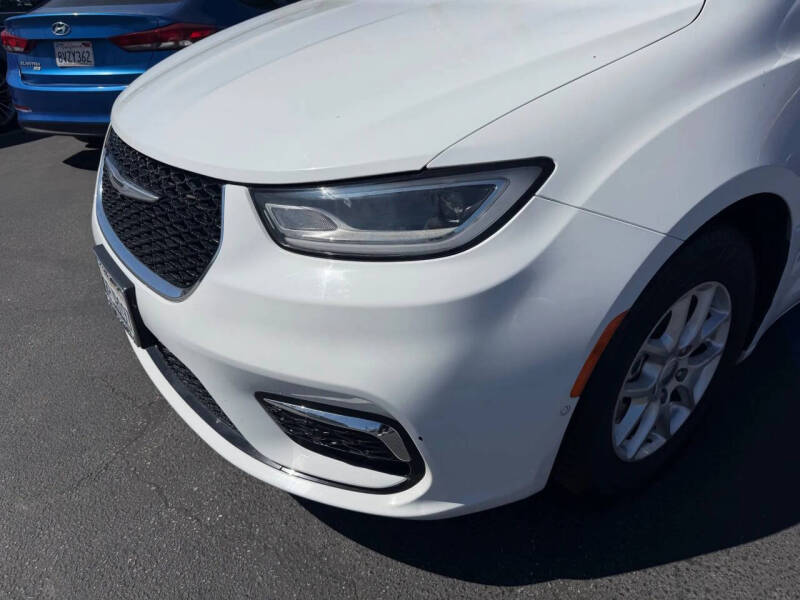 2021 Chrysler Pacifica Touring L