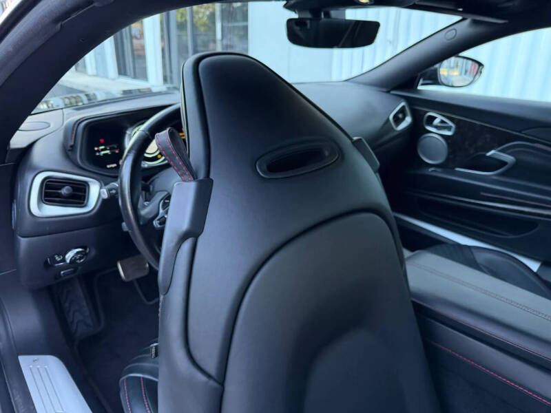 2018 Aston Martin DB11 V12