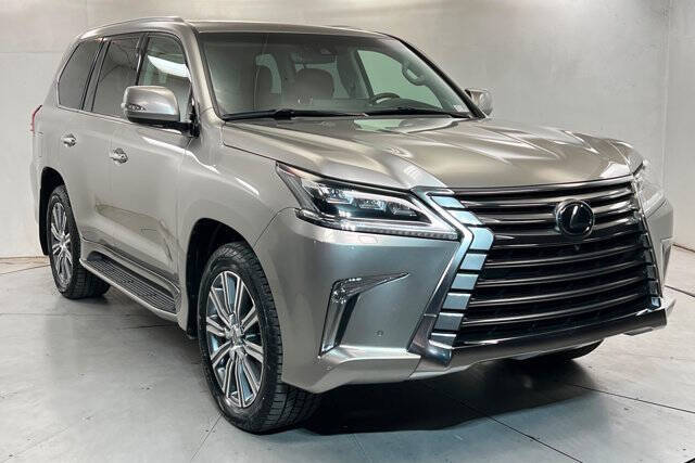 2017 Lexus LX 570