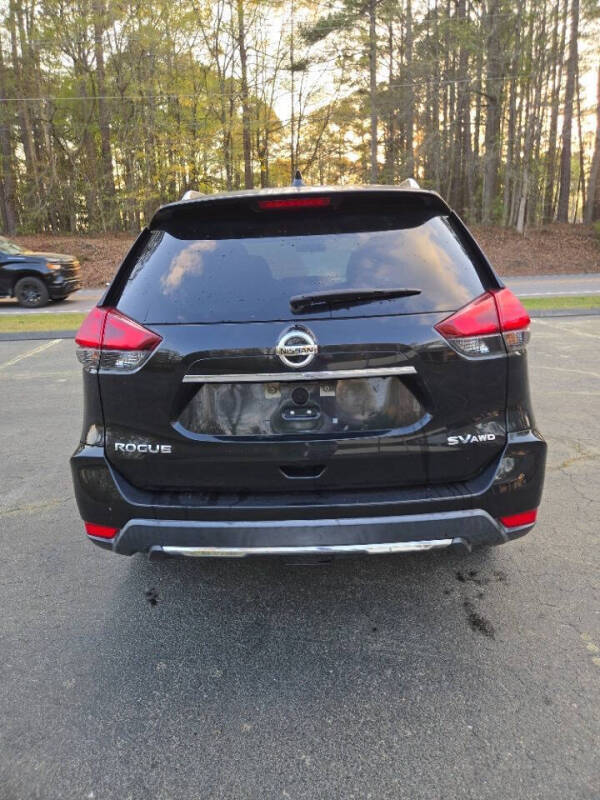 2017 Nissan Rogue SV