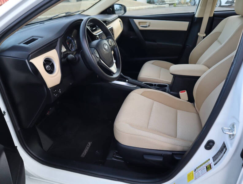 2017 Toyota Corolla LE