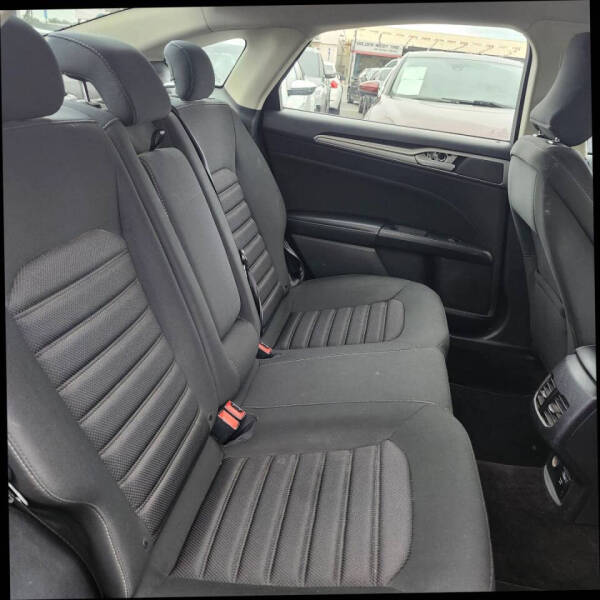 2018 Ford Fusion Hybrid SE