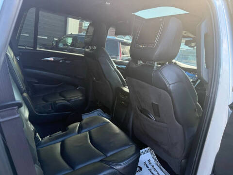 2015 Cadillac Escalade Platinum