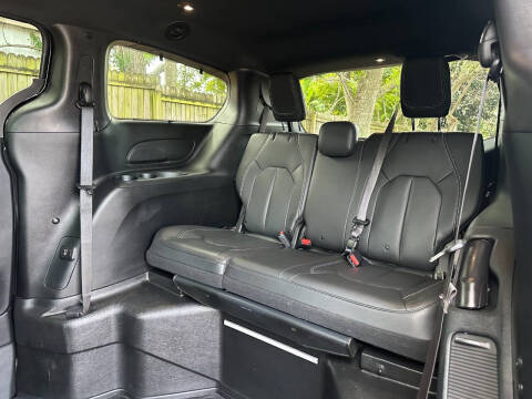 2021 Chrysler Pacifica Touring L