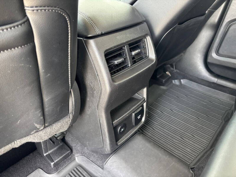 2024 Ford Edge