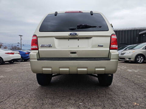 2011 Ford Escape XLT