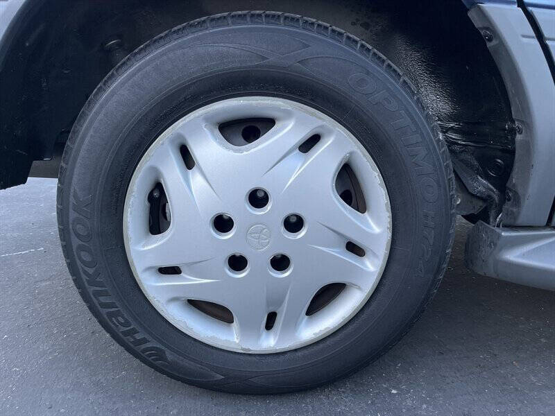 2002 Toyota Sienna LE