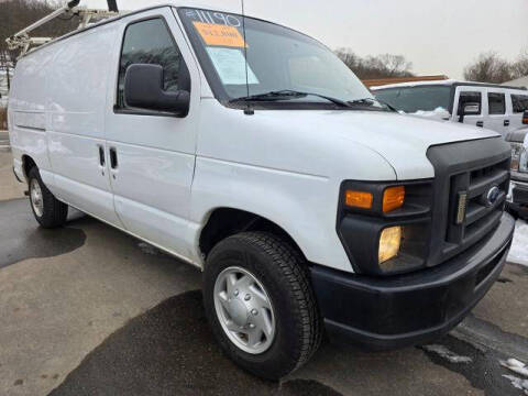 2013 Ford E-Series for sale at Vans Vans Vans INC in Blauvelt NY