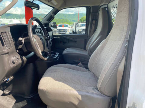2016 Chevrolet Express 2500