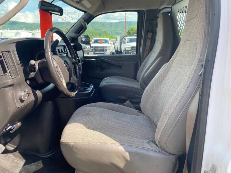 2016 Chevrolet Express 2500