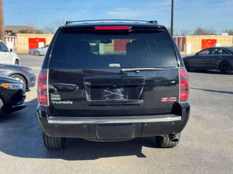 2011 GMC Yukon Denali