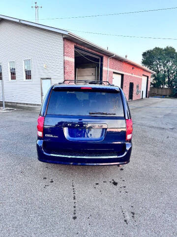 2013 Dodge Grand Caravan SXT