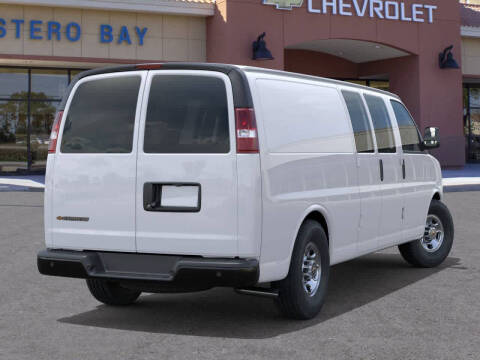 2025 Chevrolet Express 3500