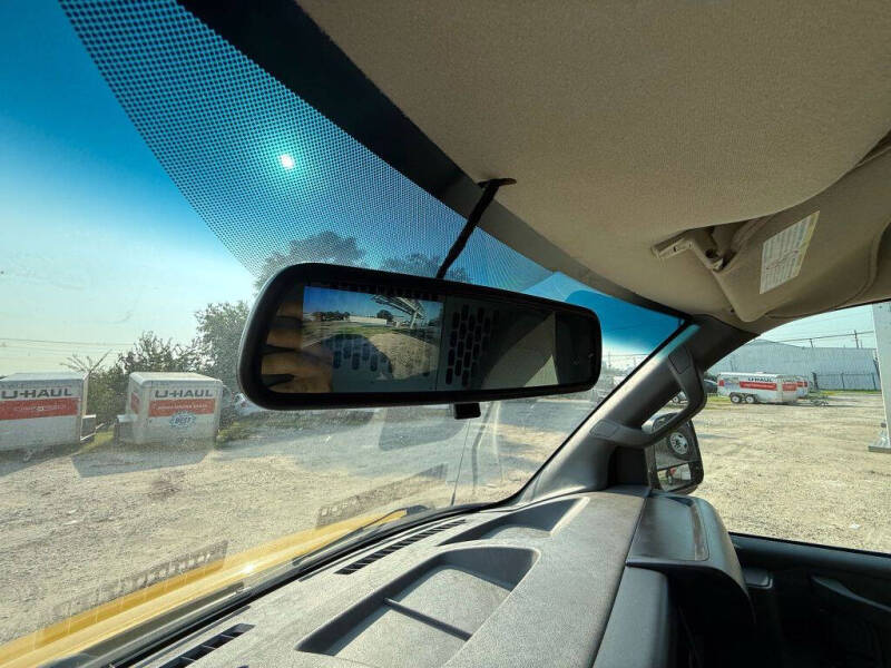 2022 Chevrolet Express 2500