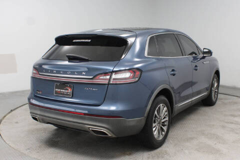 2019 Lincoln Nautilus Select