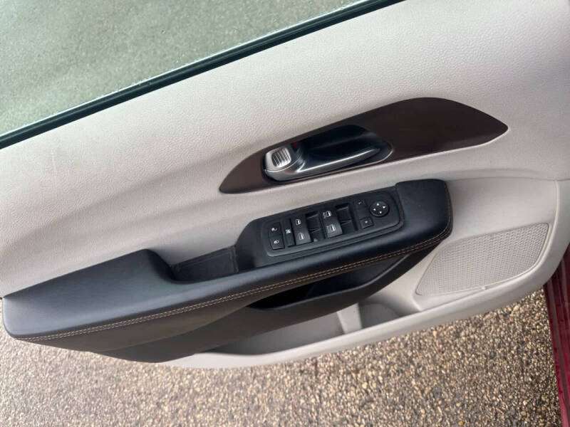 2017 Chrysler Pacifica Touring