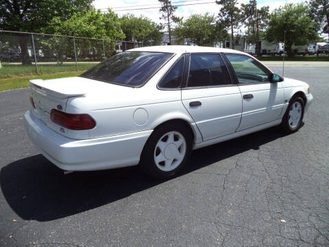 1993 Ford Taurus SHO