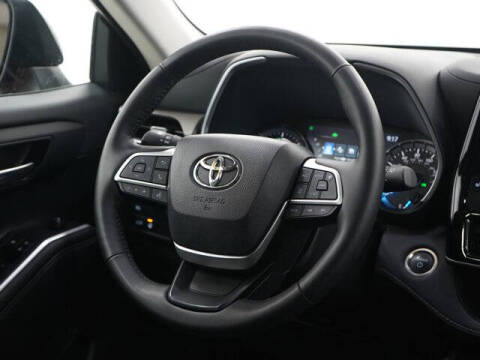 2024 Toyota Highlander Hybrid XLE
