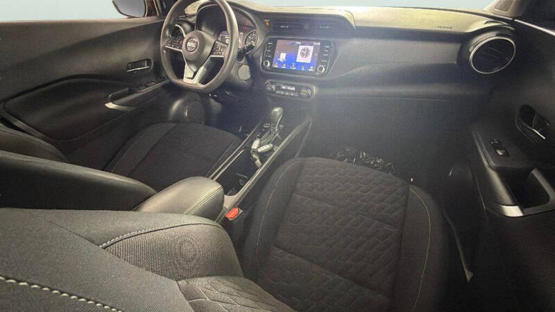 2021 Nissan Kicks SV