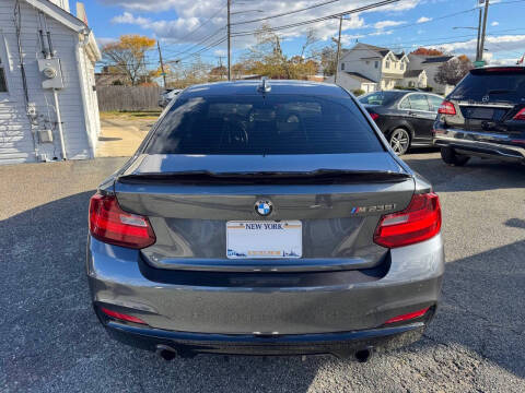 2016 BMW 2 Series M235i