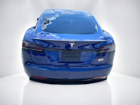 2023 Tesla Model S Plaid