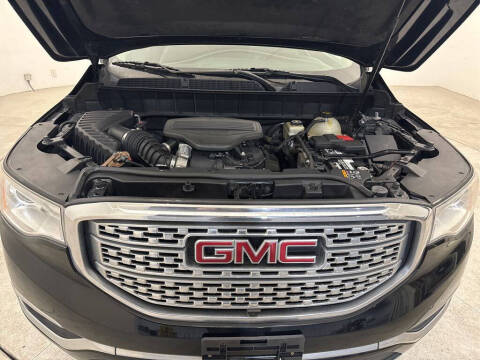 2018 GMC Acadia Denali