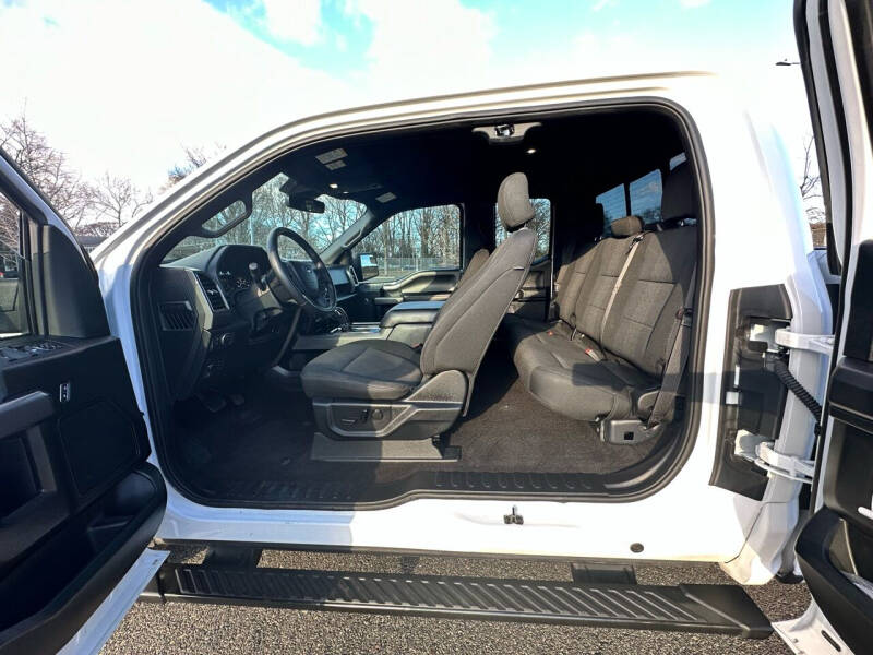 2019 Ford F-150 null photo 19