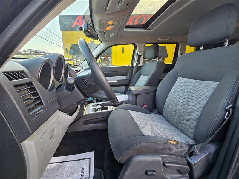 2010 Dodge Nitro Detonator