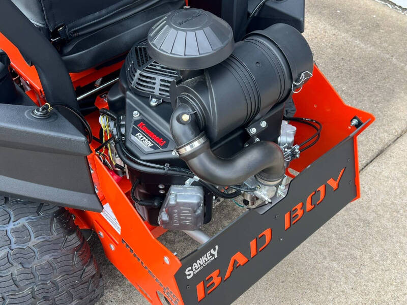 Bad Boy Maverick HD 60