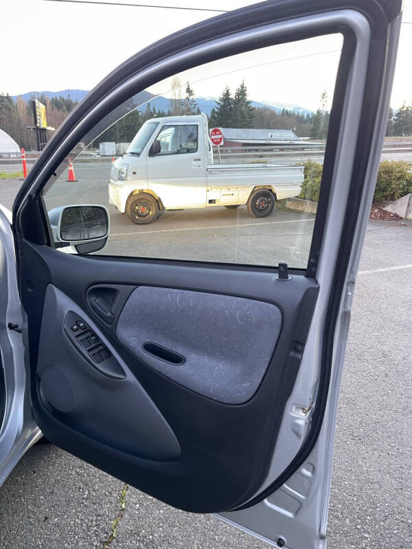 1999 Toyota Vitz Yaris