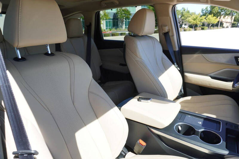2025 Acura MDX w/Tech