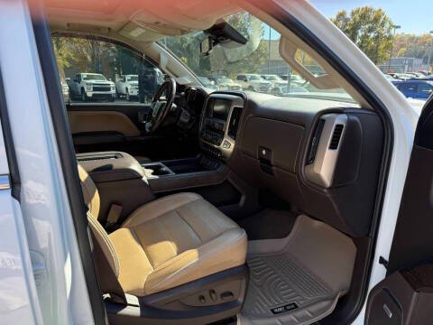 2017 GMC Sierra 2500HD Denali