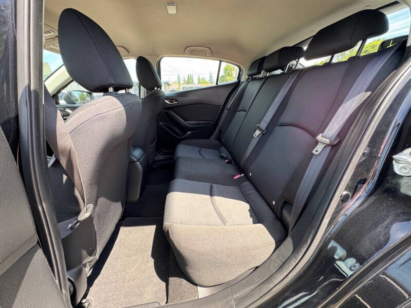2014 Mazda MAZDA3 i Sport