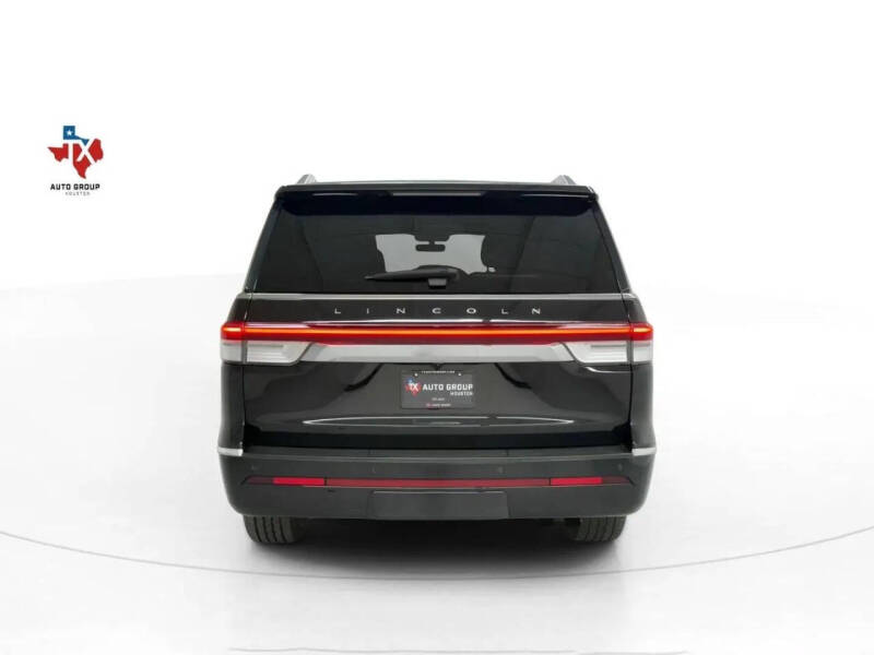 2023 Lincoln Navigator L Standard