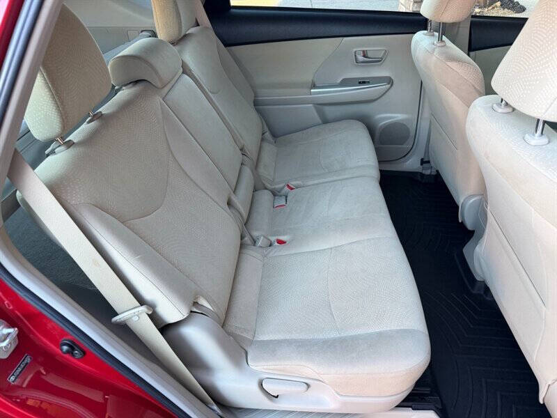 2012 Toyota Prius v Two