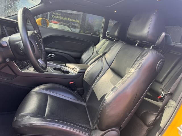 2018 Dodge Challenger SXT Plus