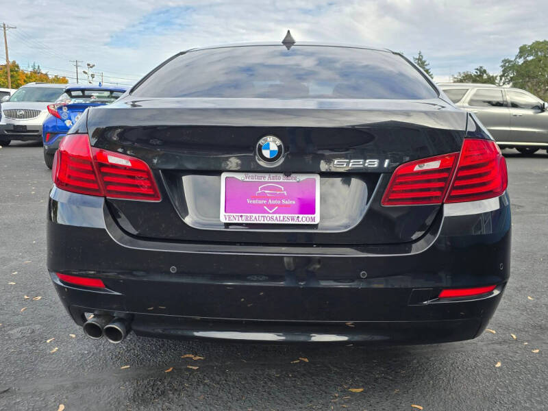 2016 BMW 5 Series 528i