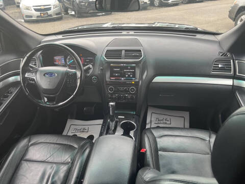 2016 Ford Explorer XLT