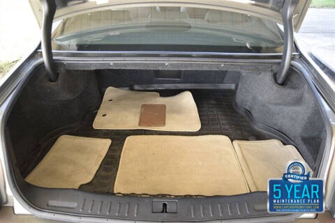 2011 Cadillac DTS Luxury Collection