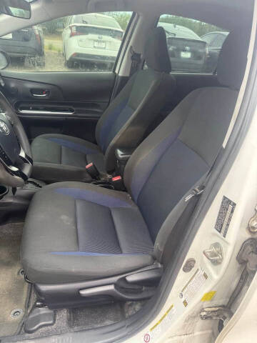 2018 Toyota Prius c Two