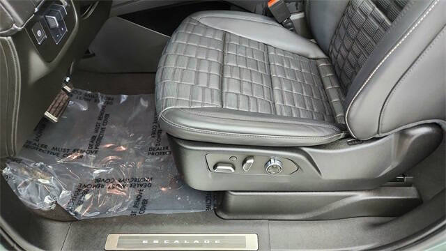 2023 Cadillac Escalade-V