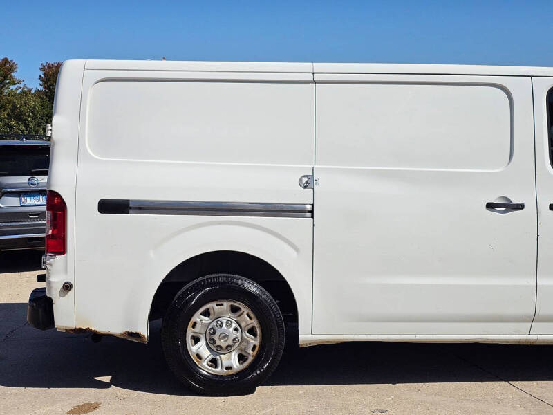 2012 Nissan NV 2500 HD S