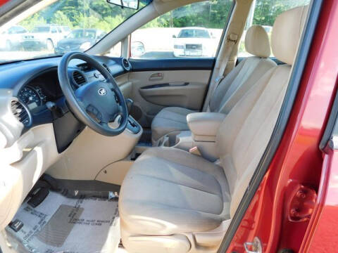 2008 Kia Rondo LX