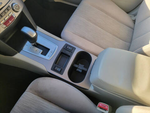 2013 Subaru Outback 2.5i Premium