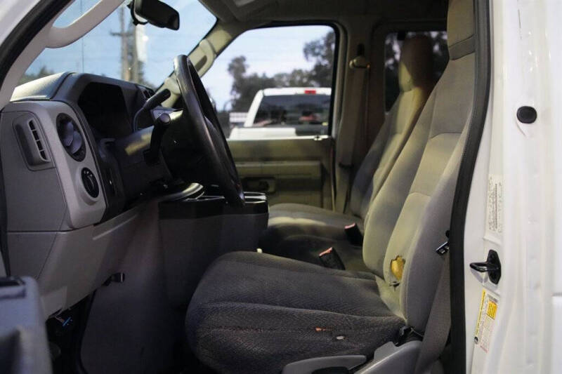 2014 Ford E-Series
