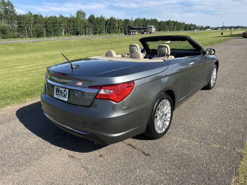 2011 Chrysler 200 Limited
